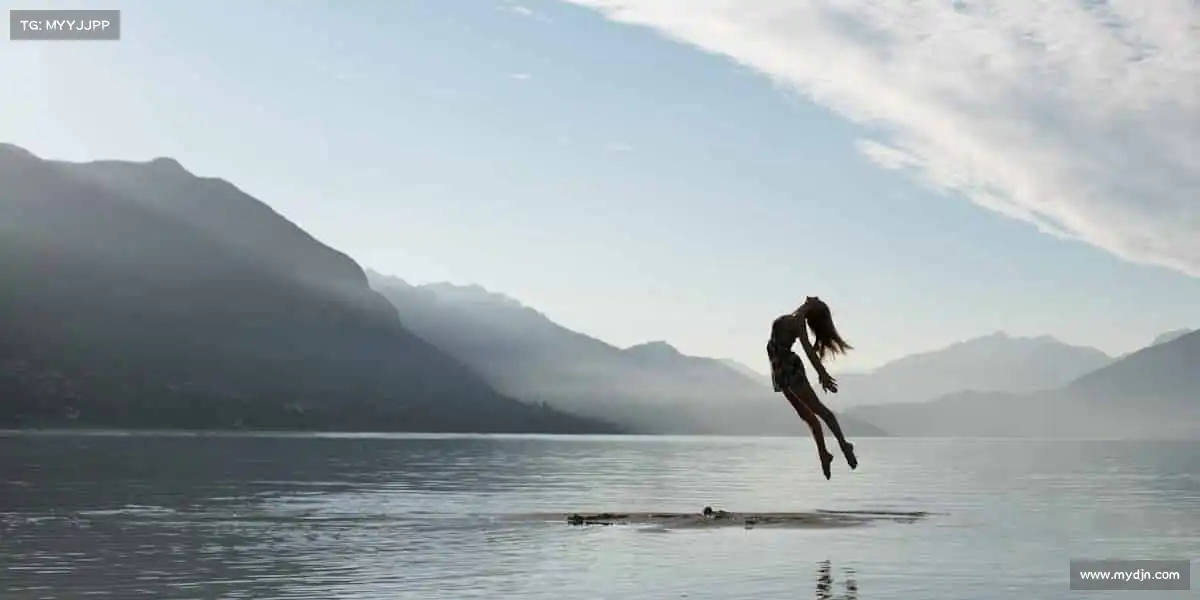 <strong>银河官网</strong>🤸‍♂️翻转腾跃间，释放身体的无限可能！